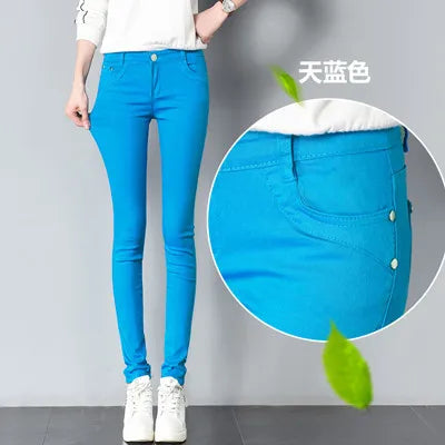 Pantalones blancos para mujer de algodón, elásticos y elegantes | MedSurgery Store.