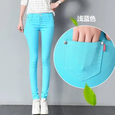 Pantalones blancos para mujer de algodón, elásticos y elegantes | MedSurgery Store.