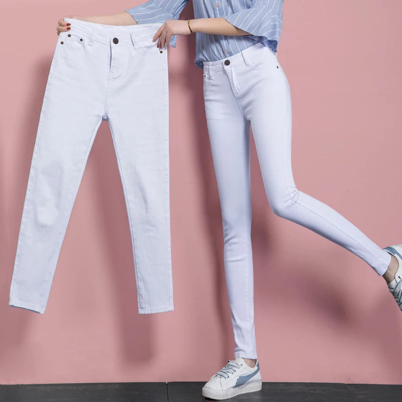 Pantalones blancos para mujer de algodón, elásticos y elegantes | MedSurgery Store.