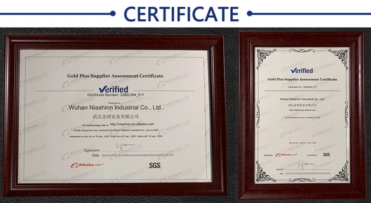 Claro. Aquí tienes el texto alternativo optimizado:  **Detalle del bolsillo y tela del conjunto médico premium para mujer, co