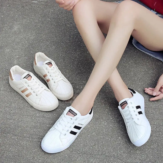 Zapatillas Vitality: Confort Ergonómico y Estilo Premium para la Profesional Sanitaria.