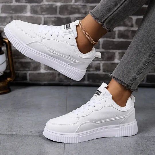 Zapatillas de skate informales blancas para mujer, zapatillas de tenis para caminar al aire libre a la moda para hombres y mujeres, calzado deportivo para correr MedSurgery Store For Digital Health