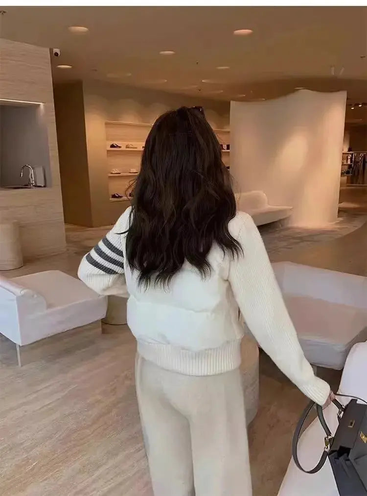 Chaqueta de plumón cálida blanca para mujer, abrigos cortos de manga empalmada tejidos con cuello informal a la moda de invierno, abrigo de plumón de pato blanco de alta calidad MedSurgery Store For Digital Health