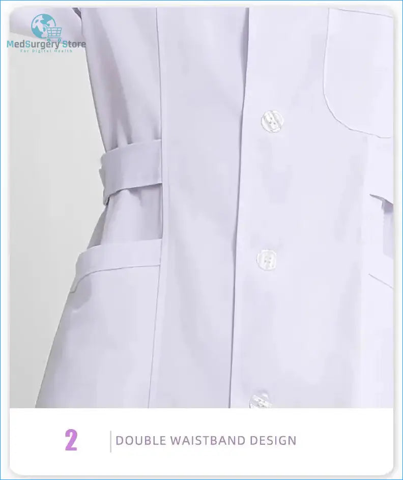 Bata Médica Femenina 'Aura Profesional': Confort Superior y Distinción Profesional.