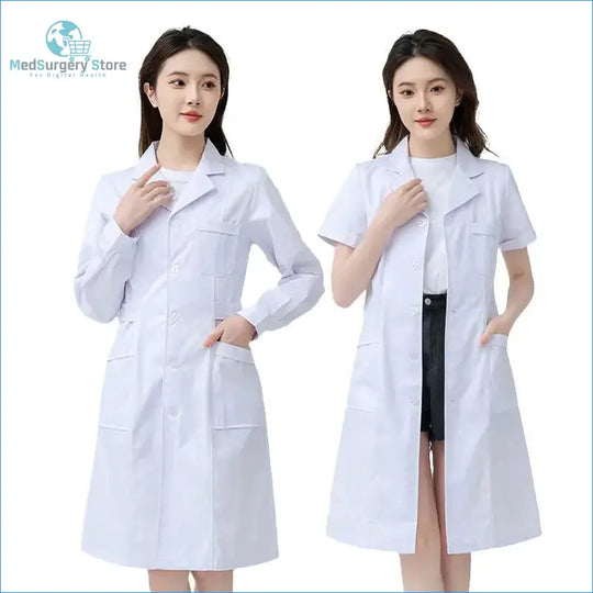 Bata Médica Femenina 'Aura Profesional': Confort Superior y Distinción Profesional.