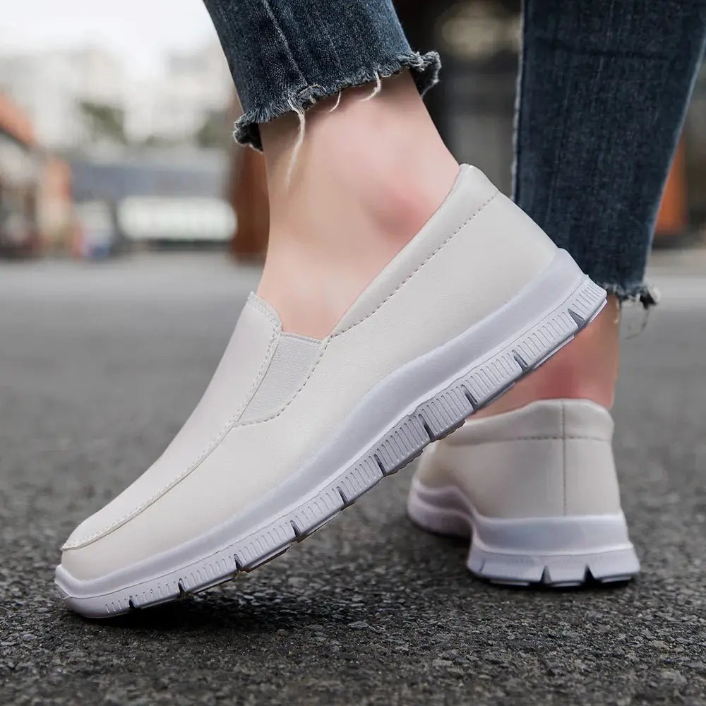 Zapatos de enfermera para mujer, suela blanda Eva blanca, antideslizantes y comodidad garantizadadsers - fulfillment - serviceMedSurgery Store For Digital Health1005009540935491 - A07 White - 35A07 White35Zapatos de enfermera para mujer, suela blanda Eva blanca, antideslizantes y comodidad garantizada